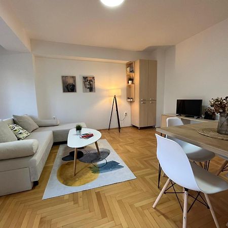 Best Value-Apartment In สโกเปีย ภายนอก รูปภาพ